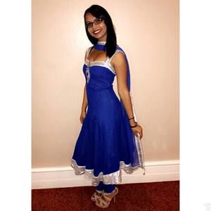 Meet your Posher, Parita